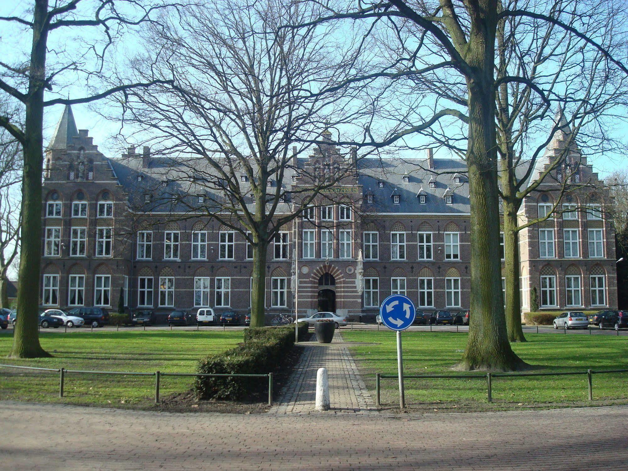 Bovendonk Business- & Eventlocatie Hoeven Bagian luar foto