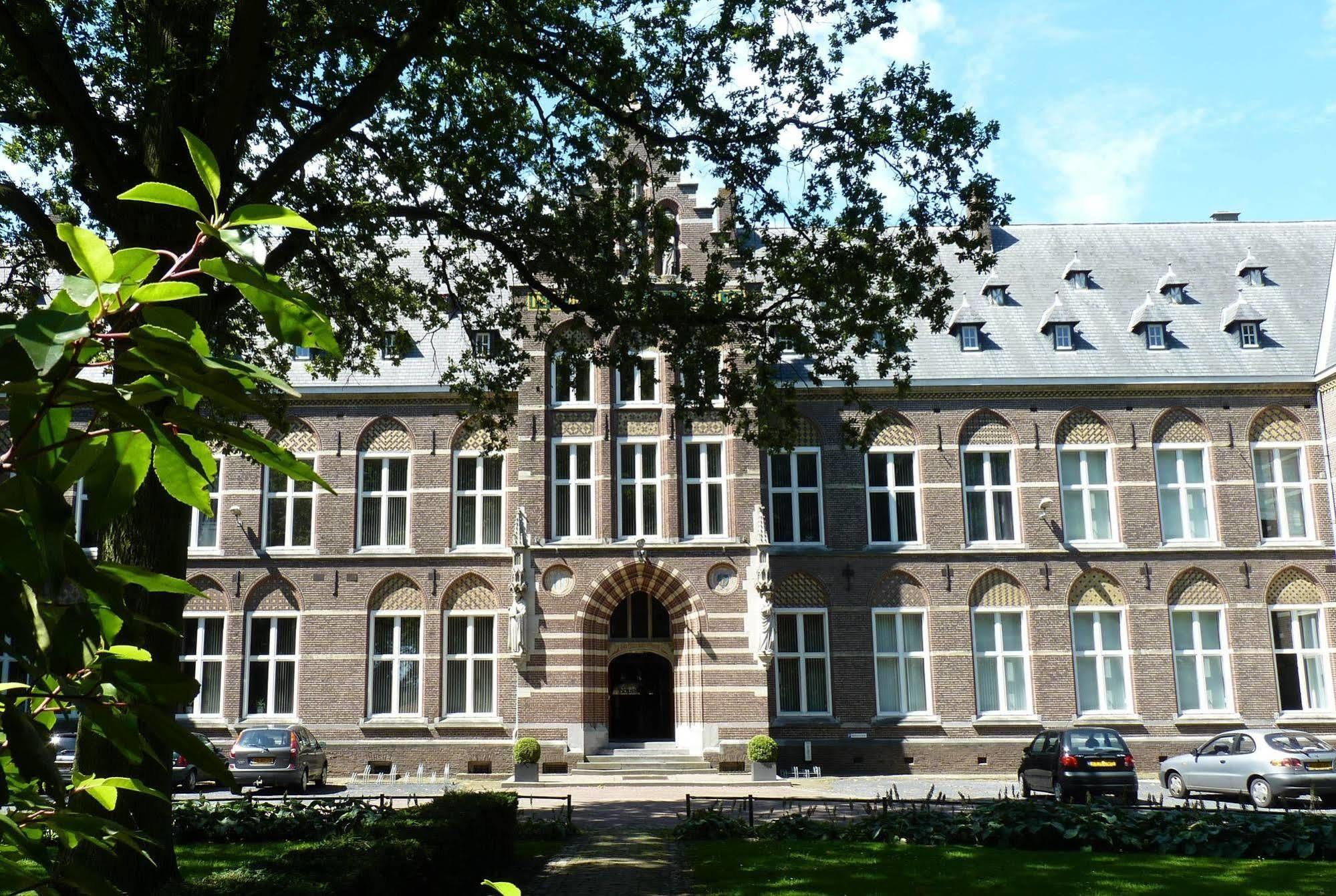 Bovendonk Business- & Eventlocatie Hoeven Bagian luar foto
