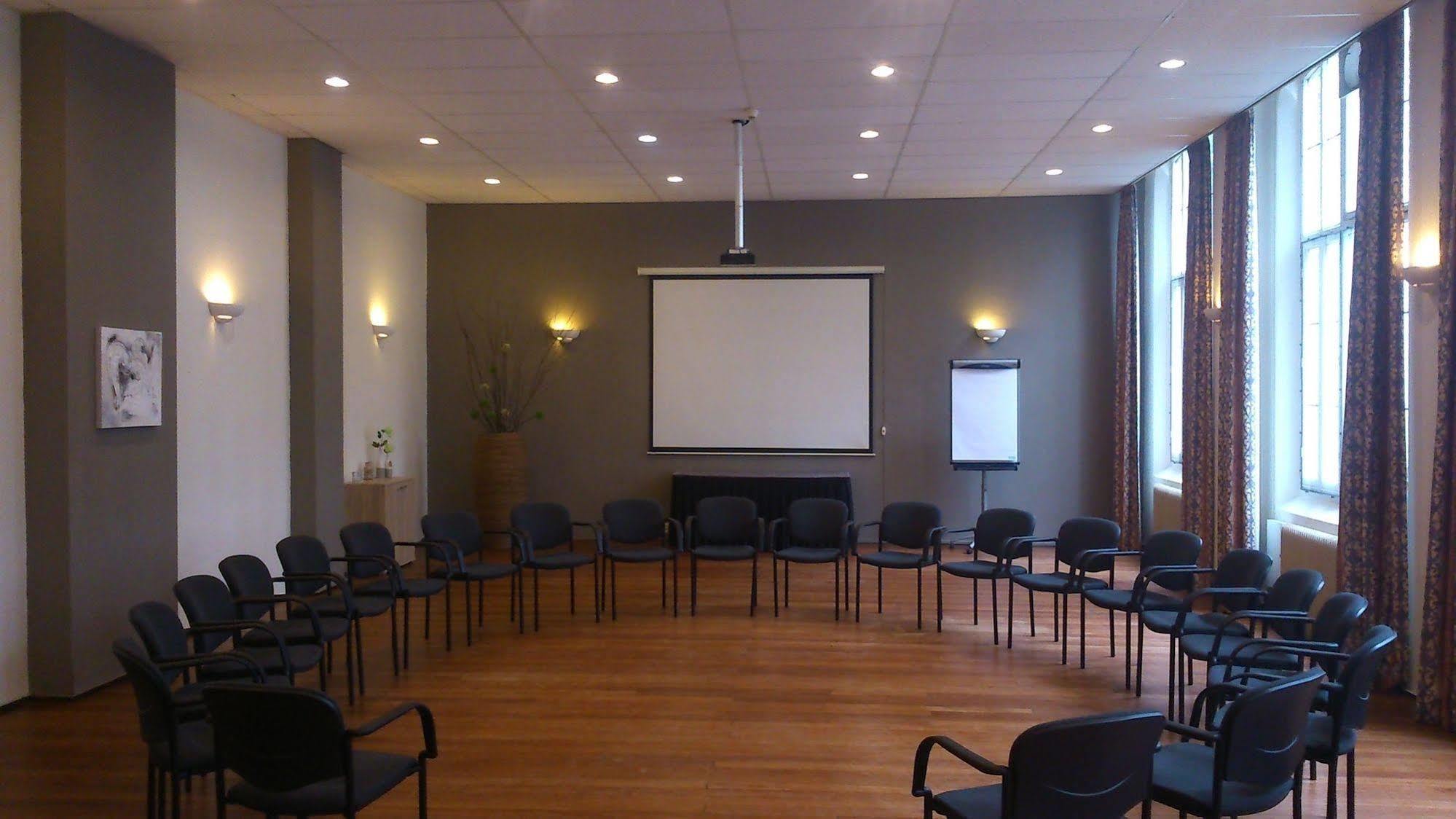 Bovendonk Business- & Eventlocatie Hoeven Bagian luar foto